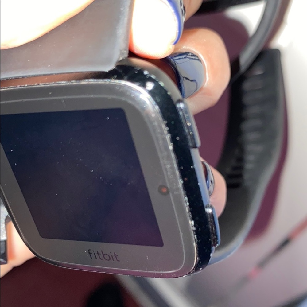 Fitbit Versa - image 4